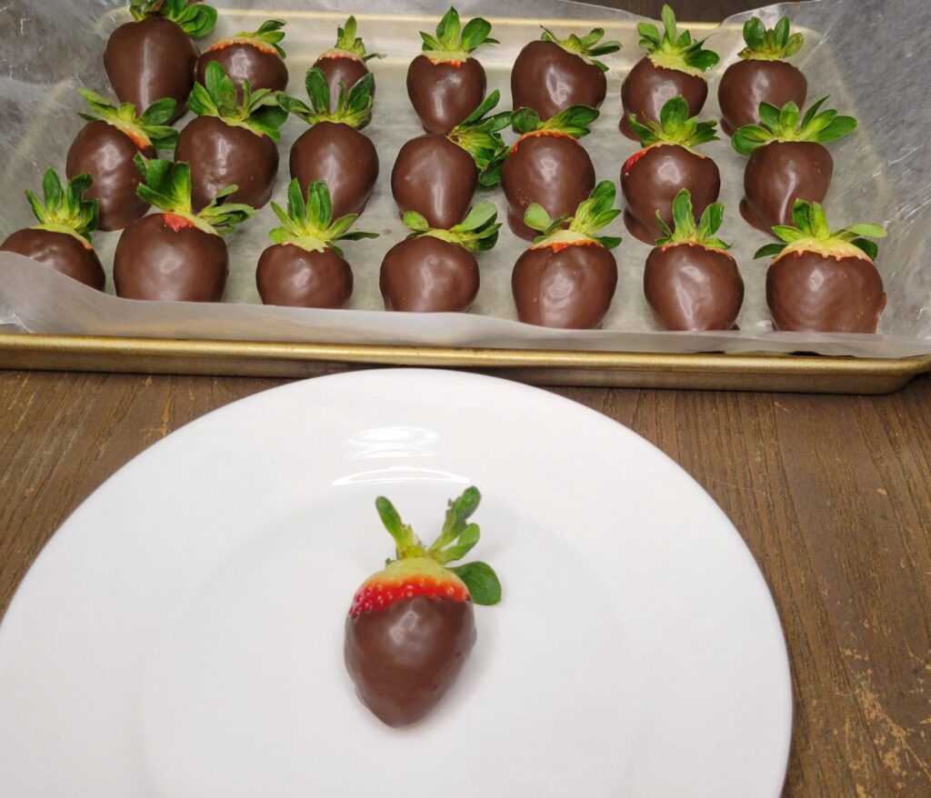 dark chocolate dipped strawberries