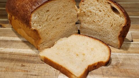 USA Pullman Pan Sandwich Loaf Recipe with 100% Freshly Milled Wheat -  Grains and Grit