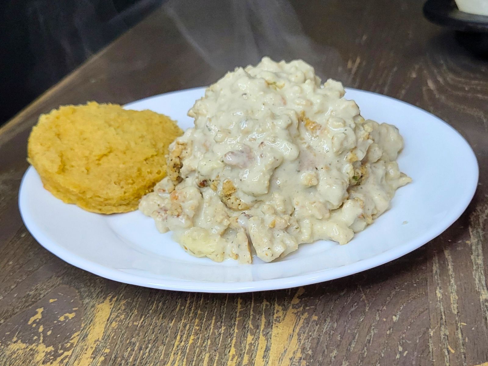 How To Make Sausage Gravy With Fresh Milled Flour & Biscuits!